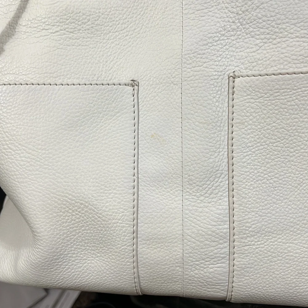 Tahari white leather bag - Picture 12 of 16